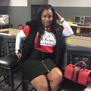 Meet your Posher, Destiny